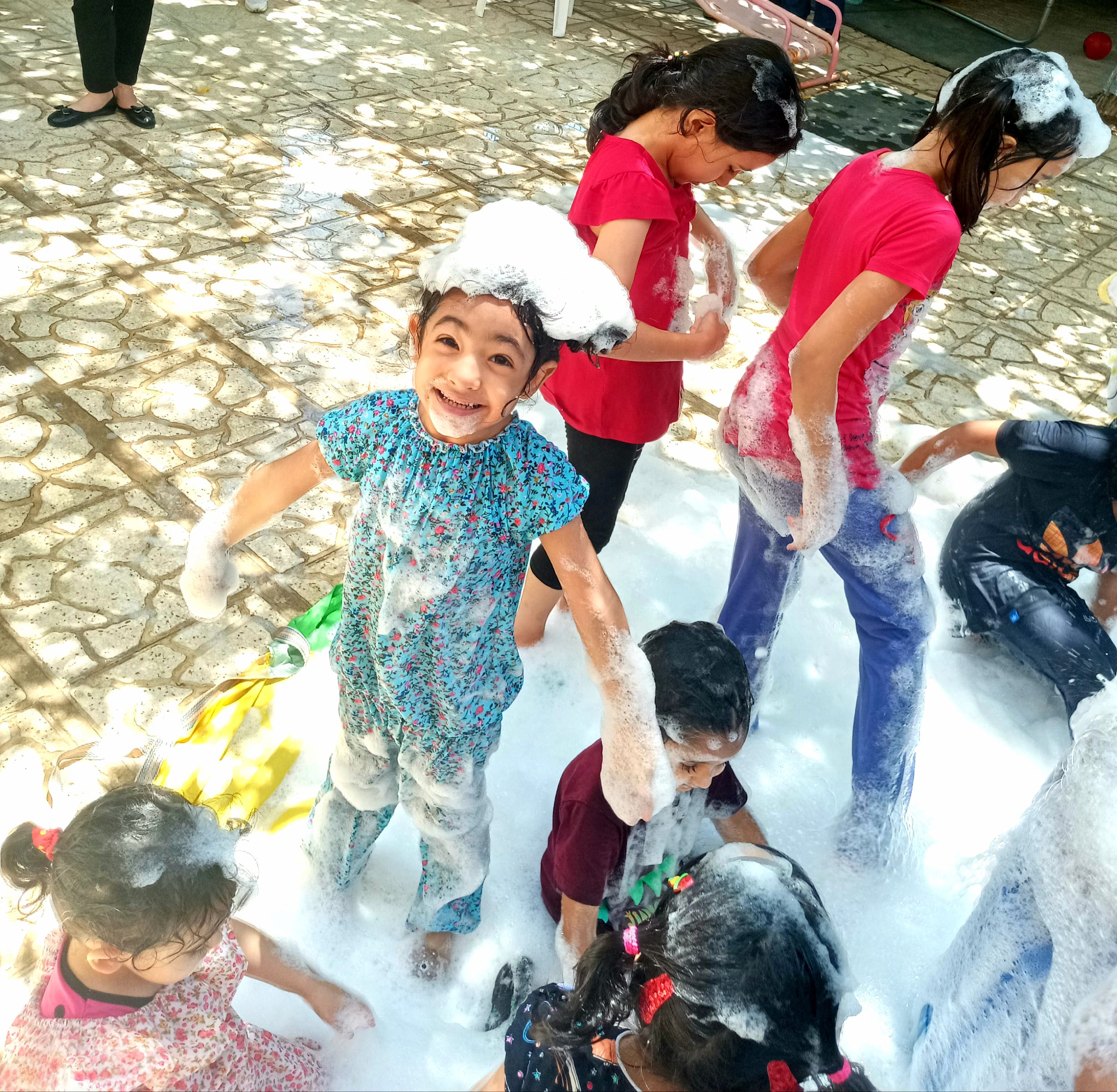 جشن شاداب آب و کف ، یک روز بیاد ماندنی در پریا